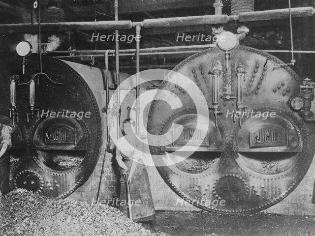 English furnace woman in iron works, between c1915 and 1917. Creator: Bain News Service.