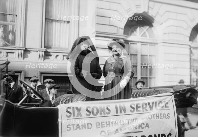 Mrs. Wm. Quinn & Mrs. L. Rosenberg, 1918. Creator: Bain News Service.
