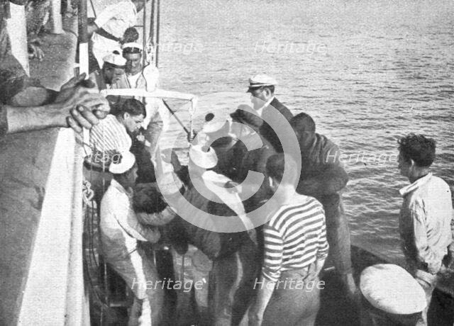 'Quelques drames sur mer; un homme du `Gallia`, grievement blesse par l'explosion de la torpille, es Creator: Unknown.