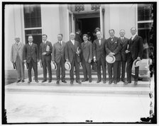 Chicago businessmen, between 1910 and 1920. Creator: Harris & Ewing.