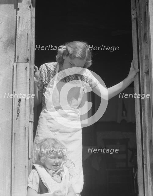 Resettlement clients to be moved from Widtsoe area to farm in another county of Utah, 1936. Creator: Dorothea Lange.