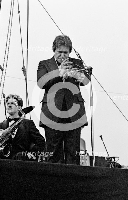 Warren Vache and Scott Hamilton, Capital Jazz Festival, Knebworth, 1982.    Artist: Brian O'Connor.