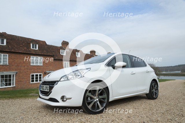 2014 Peugeot 208 Hdi Artist: Unknown.