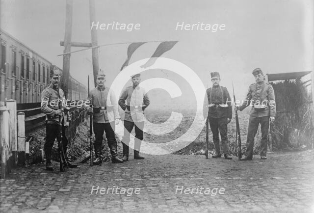 Dutch soldiers on Belgian Frontier, between 1914 and c1915. Creator: Bain News Service.