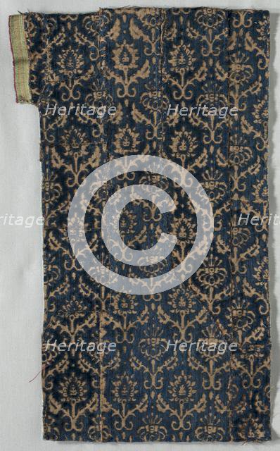 Velvet Fragment, 1500s-1600s. Creator: Unknown.