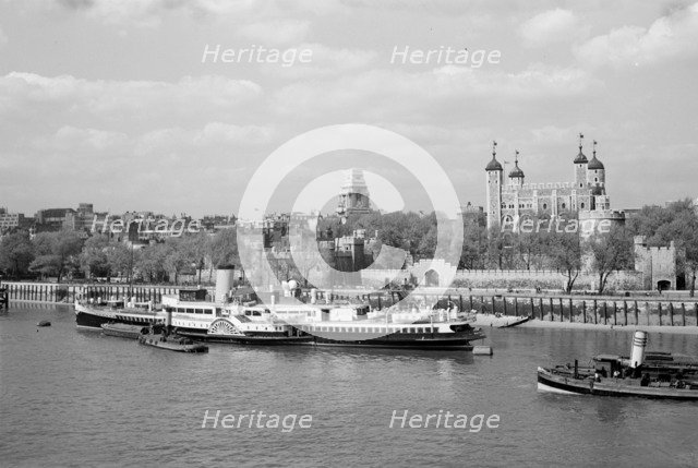 View across the Thames at Stepney, London, c1945-c1965. Artist: SW Rawlings