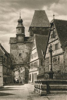 'Rothenburg o. d. T. - Roderbogen - Markusturm', 1931. Artist: Kurt Hielscher.