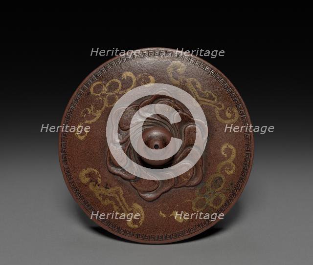 Teapot with Gold Leaf Landscape and Imperial Poem (lid), 1762-95. Creator: Unknown.