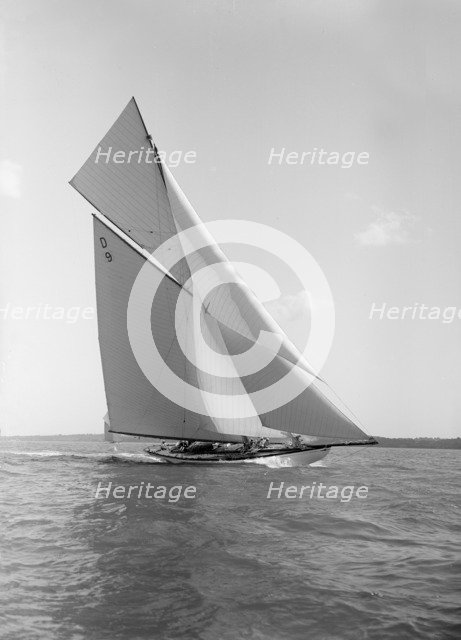 The 15 Metre class sailing yacht 'Tuiga', 1911. Creator: Kirk & Sons of Cowes.