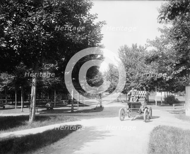 Entrance, Sanitarium Park, Alma, Mich., between 1895 and 1910. Creator: Unknown.