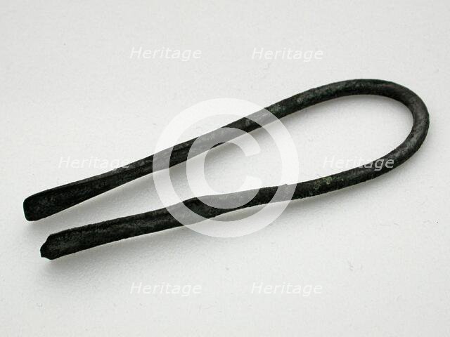 Tweezers, Egypt, New Kingdom, Dynasty 18 (about 1550-1295 BCE). Creator: Unknown.