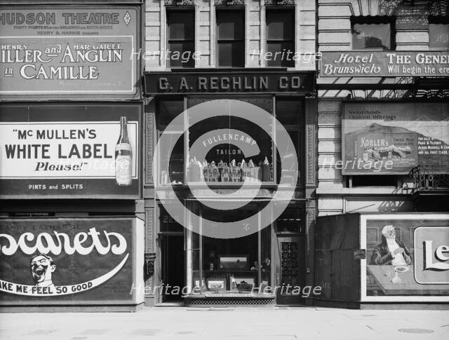 Detroit Photographic Company, 229 Fifth Avenue, N.Y., view of store, between 1900 and 1905. Creator: Unknown.