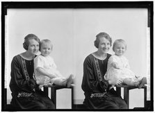 Mrs. Fred J. Scheel and child, between 1930 and 1950. Creator: Harris & Ewing.