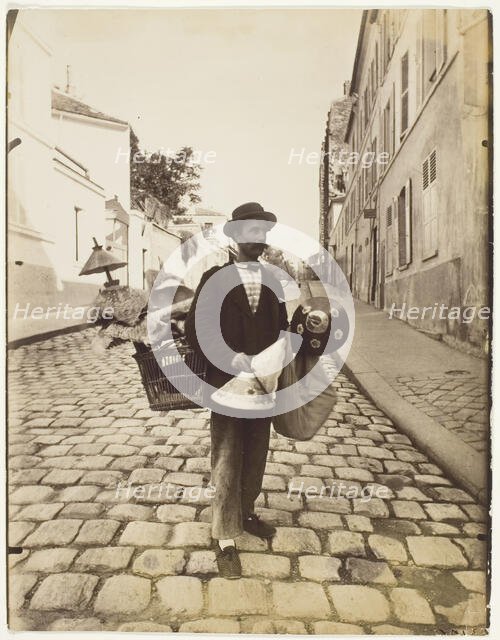 Marchand abat-jours, 1899/1900. Creator: Eugene Atget.