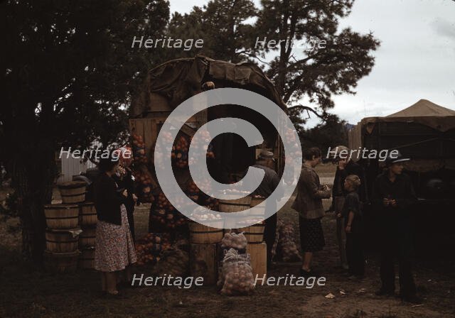 Fruit wagon at the Pie Town, New Mexico Fair, 1940. Creator: Russell Lee.