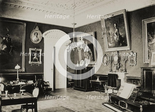 The Paskevich Residence in Gomel. Red living room, 1860s. Artist: Bianchi, Giovanni (1812-1893)