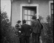 American Civilians Outside Bruno Richard Hauptman's House in the Bronx, New York City, 1930s. Creator: British Pathe Ltd.