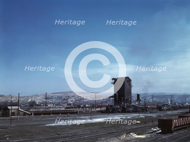 Santa Fe R.R. yard, Gallup, New Mexico, 1943. Creator: Jack Delano.