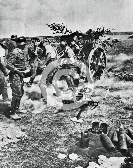 German artillery in action on the Eastern Front, 1941. Artist: Unknown