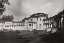 The Maryino Manor house, Early 1920s. Artist: Anonymous  