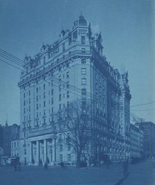 Willard Hotel - exterior view, between 1901 and 1910. Creator: Frances Benjamin Johnston.