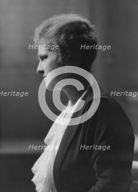 Gibson, Charles Dana, Mrs., portrait photograph, 1917 July 3. Creator: Arnold Genthe.