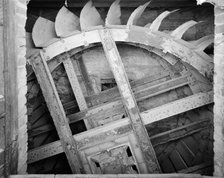 Waterwheel, Hyde Mill, Bedfordshire, 1999. Artist: P Payne