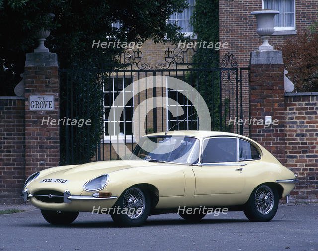1966 Jaguar E type Series 4.2 2+2. Creator: Unknown.