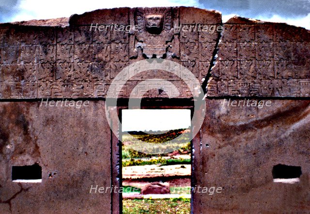 Detail of the 'Sun door' in the ruins of Tiwanaku, construction prior to the Incas.