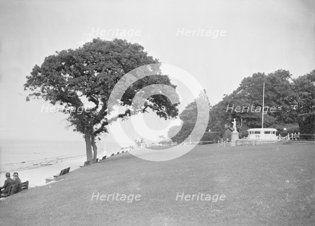 Prince's Green, Cowes, Isle of Wight, c1935. Creator: Kirk & Sons of Cowes.