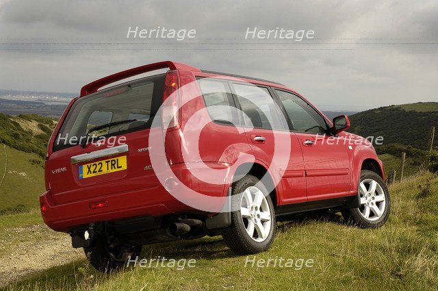 2005 Nissan X-Trail 2.2dci Artist: Unknown.