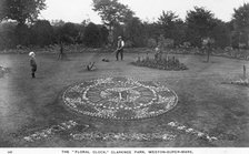 Floral clock, Clarence Park, Weston-super-Mare, Somerset, 1913. Artist: Unknown