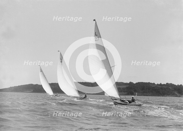 The 6 Metre class 'Lanka', 'Wamba' and 'Stella' racing on reaching leg, 1914. Creator: Kirk & Sons of Cowes.