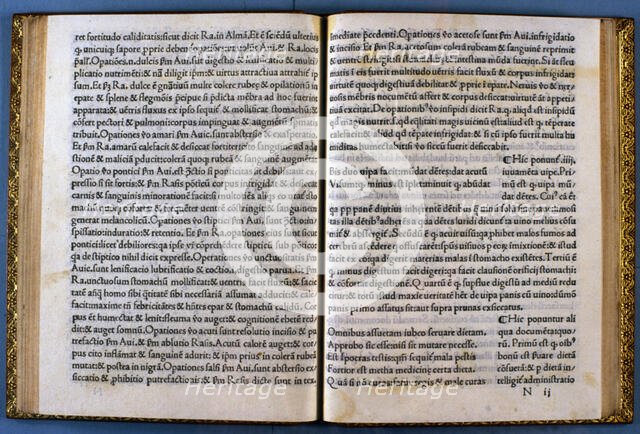 Pages of the work 'Regimen sanitatus cum expositione magistri Arnaldi di Vilanova..., 13th century. Creator: Arnau de Vilanova (1240-1311).