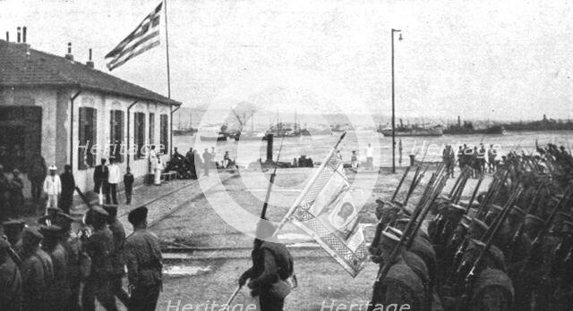 'Les allies a Salonique; L'arrivee des Russes: le drapeau d'un regiment', 1916. Creator: Unknown.