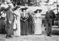 L.L. Bonheur; Mrs. Cochran [i.e., Cockran]; O. Straus & wife; Mrs. T. Roosevelt, Jr..., 1912. Creator: Bain News Service.