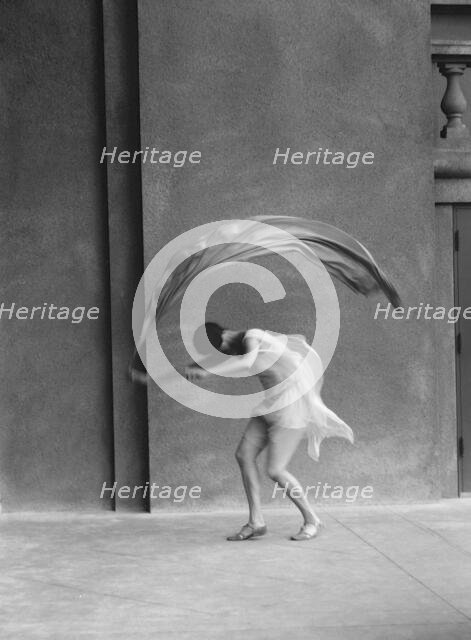 University of California at Berkeley dancers, 1927 Creator: Arnold Genthe.