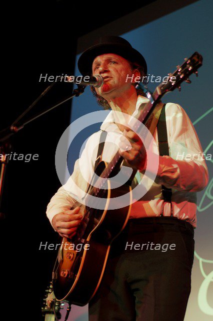 Ben Tyzack, Crawley Blues Festival, Hawth, Crawley, Oct 2015. Artist: Brian O'Connor.