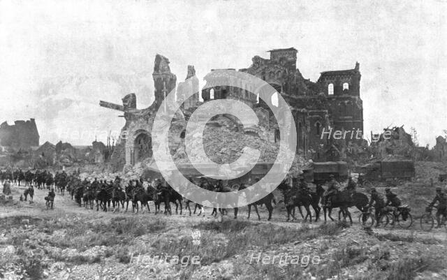 ''Les Britanniques au Nord de la Somme... 1918. Creator: Unknown.