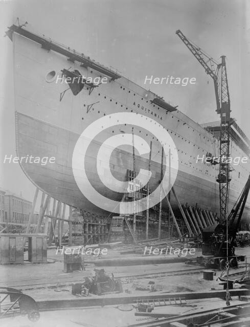 AQUITANIA ready to launch, between c1910 and c1915. Creator: Bain News Service.