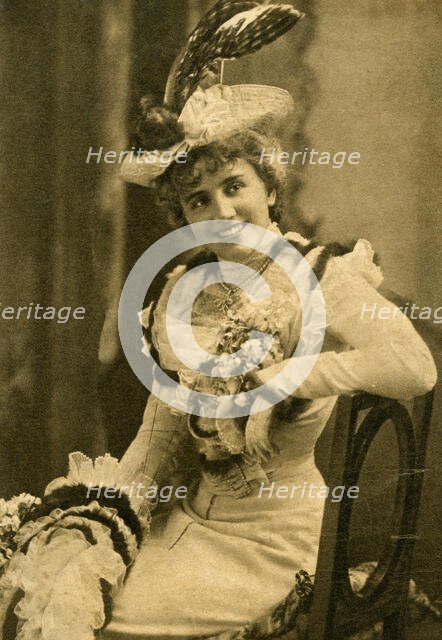Miss Ellaline Terriss, English Actress, c1902. Creators: Ellis and Walery, Alfred Ellis & Walery.