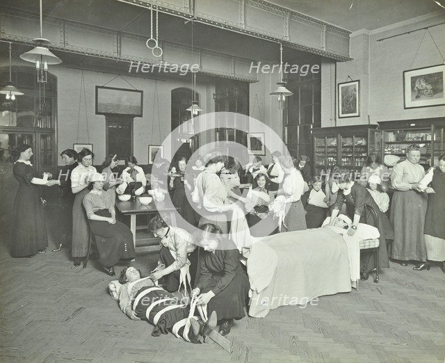 Health class, Cosway Street Evening Institute for Women, London, 1914.  Artist: Unknown.