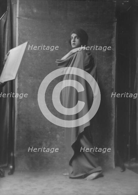 Shawn, Ted, Mr., portrait photograph, 1916 Mar. 17. Creator: Arnold Genthe.