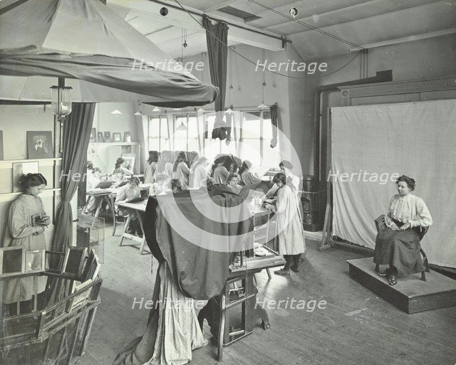 Photography students at work, Bloomsbury Trade School for Girls, London, 1911. Artist: Unknown.