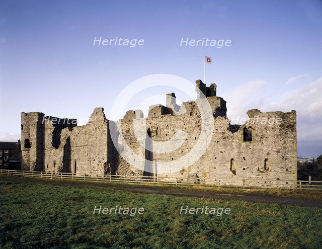 South curtain wall, Middleham Castle, North Yorkshire, 1992. Artist: Unknown