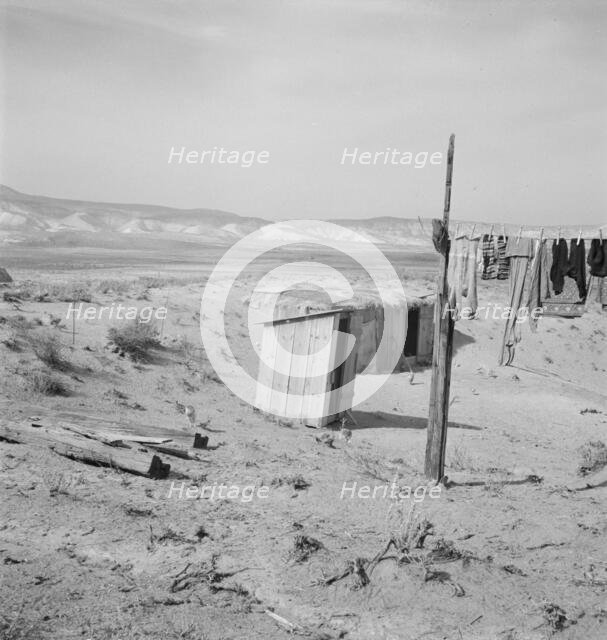The Dazey place, Homedale district, Malheur County, Oregon, 1939. Creator: Dorothea Lange.