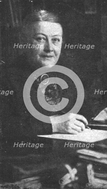 'La Nouvelle Europe; la constituante Allemande; Les femmes dans l'Assemblee..., 1919. Creator: Unknown.