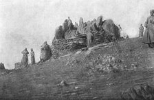 'Avec l'armee Serbe de la Tcherna; un poste d'observation sur le versant Ouest des..., 1916. Creator: Vladimir Betzitch.