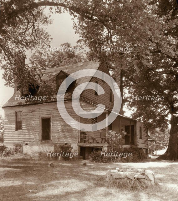 Midlothian Pike Minor Houses, Chesterfield County, Virginia, 1933. Creator: Frances Benjamin Johnston.