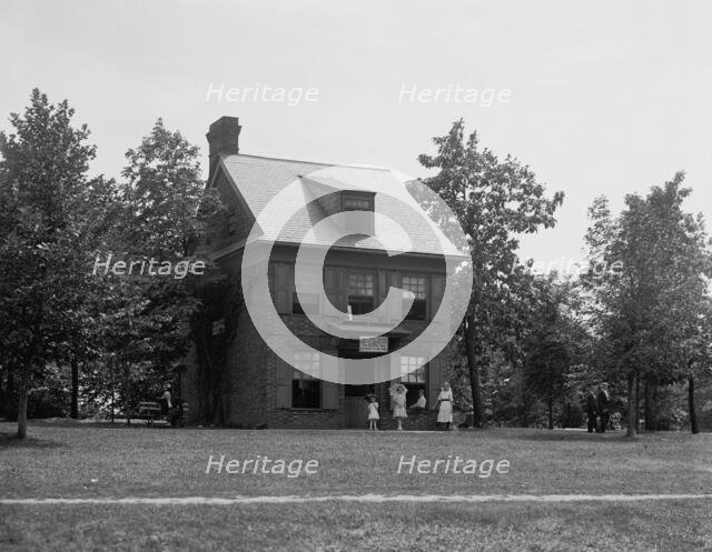 Penn cottage, Fairmount Park, Philadelphia, Pa., c.between 1910 and 1920. Creator: Unknown.